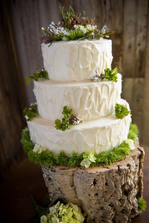 54 Unique Woodland Wedding Cakes To Get Inspired Weddingomania