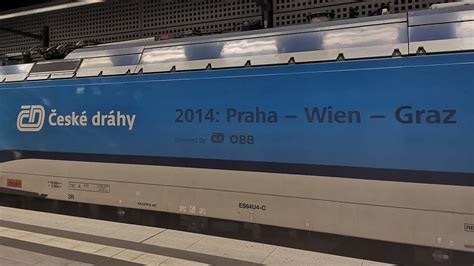 Berlin Graz ČD International Railjet mit Anzeiger in Berlin Hbf tief