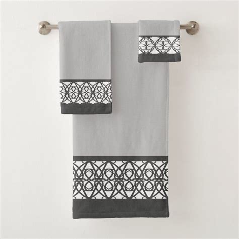 Elegant Grey And White Bath Towel Set In 2021 White Bath