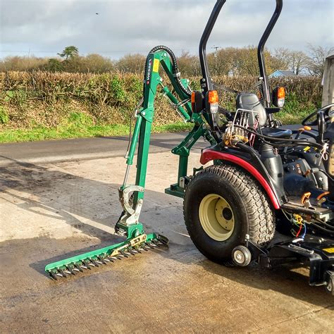 Wessex Tractor Hedge Cutter Machine Serve