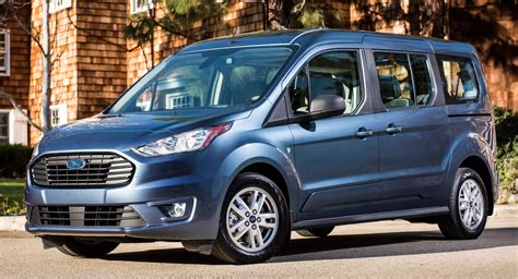 Ford Rolls Out Updated Transit Connect Wagon In Chicago | Carscoops