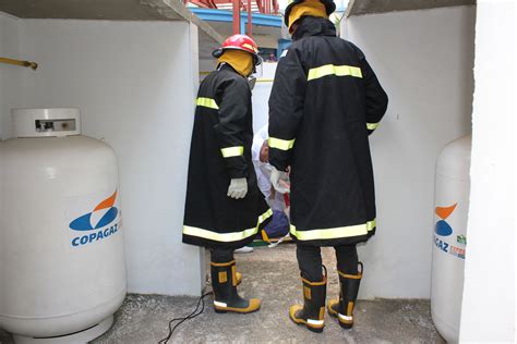 Brigada De Inc Ndio Do Hospital Santa Cruz Realiza Simula O Hospital