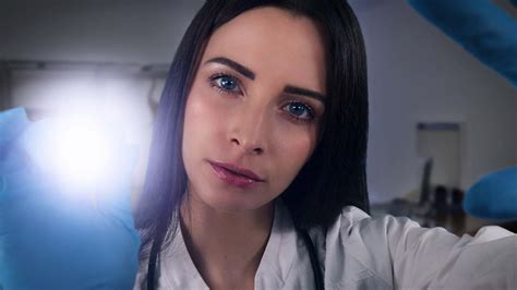 Asmr Medical Roleplay 👩‍⚕️ Doctors Check Up Reflex And Eye Exam