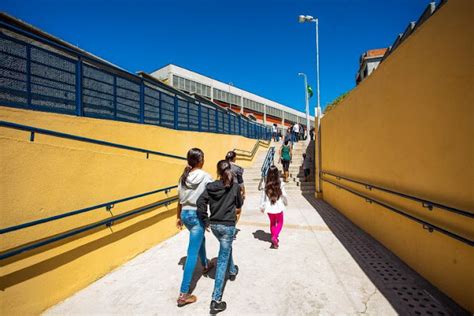 Nesta Quarta Feira 3 5 Milhões De Alunos Da Rede Estadual De Sp Voltam