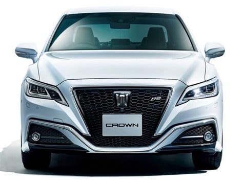 Toyota Crown Vs Lexus Is Car Comparison