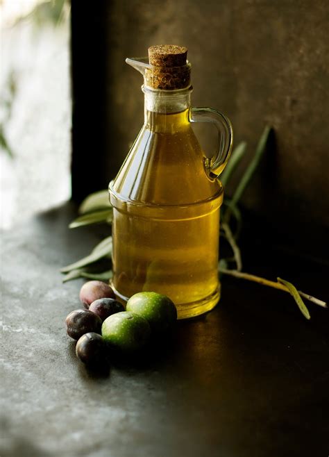 Learn How To Identify High Polyphenol Olive Oil Whole Health Longevity