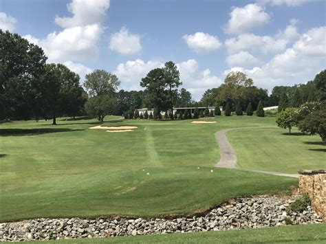 Gaston Country Club Tiger Golf Traveler