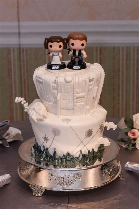 Star Wars Wedding Cake Disney Wedding Cake Geek Wedding Cakes Cake