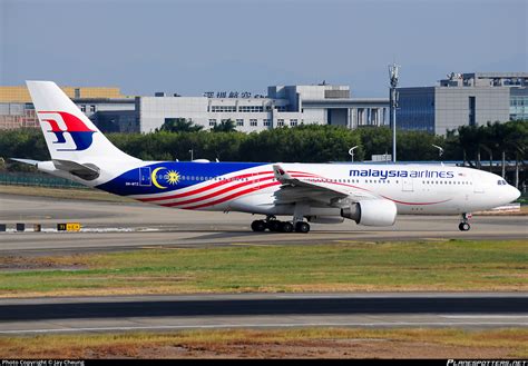 M Mtz Malaysia Airlines Airbus A Photo By Jay Cheung Id