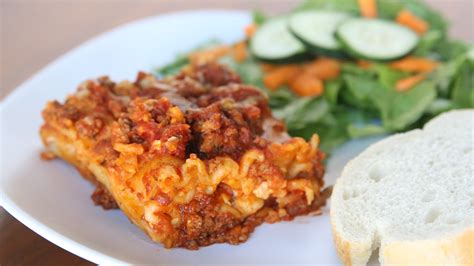 Easy Slow Cooker Lasagne Recipe It S Always Autumn