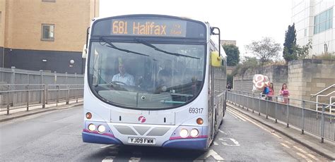 First Bradford Volvo B Rle Wright Eclipse Urban Yj Fwm Flickr