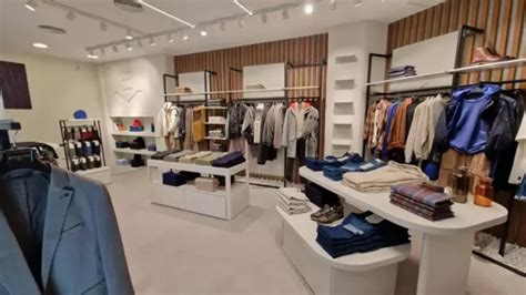 La Firma De Moda Masculina Boston Desembarca En La Arteria Comercial