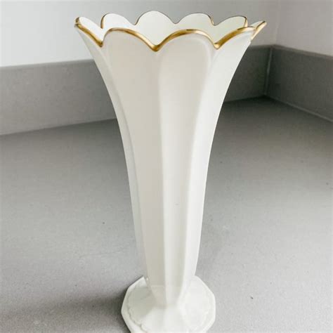 Mikasa Accents Mikasa Ivory Bone China Vase Poshmark