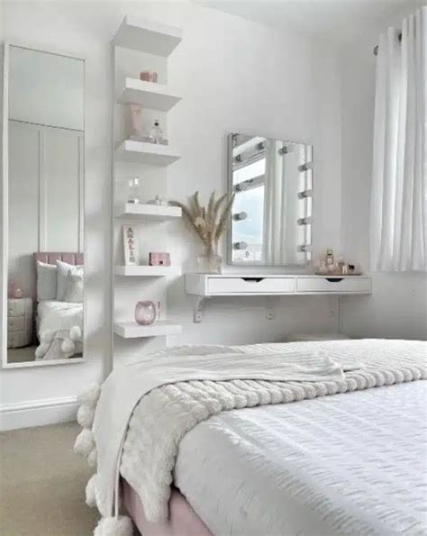 17 Small Bedroom Decorating Ideas On A Budget Bedroom Interior Bedroom Makeover White Room Decor