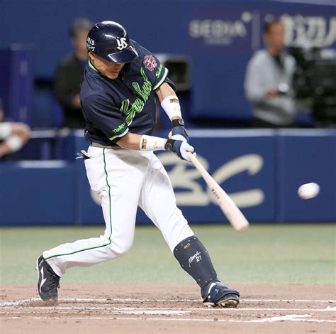 【ヤクルト】中村悠平の適時打で3点目 中日の快記録止める スポーツ報知