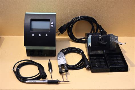 Weller WD 2M Digital Soldering Station Power Unit W 2 Irons EBay