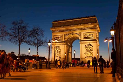 24 Best Things To Do In Paris At Night (Plus Map!) (2023) - Roaming Paris