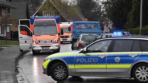 Unfälle mit fünf Fahrzeugen in Rheda Wiedenbrück sechs Verletzte nw de