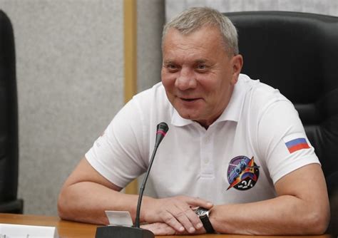 Russia says it is considering putting a nuclear power plant on the moon ...