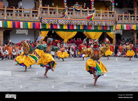 Punakha Festival Masked Dancers Hi Res Stock Photography And Images Alamy