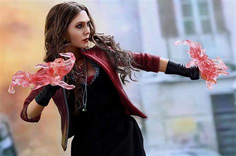 Hot Toys Lanza La Figura De Bruja Escarlata De Vengadores