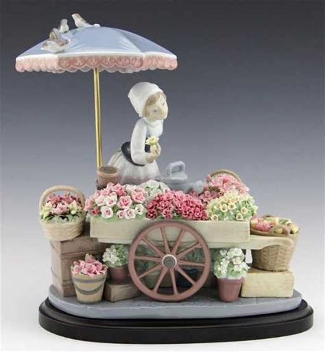 Lladro Porcelain 1454 Flowers Of The Season