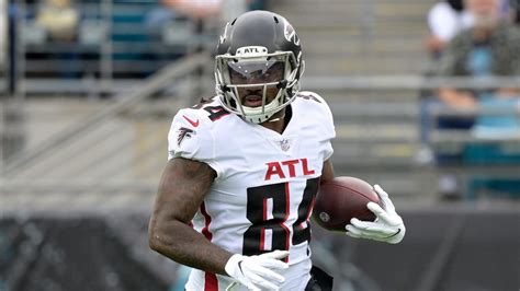 Falcons owner Arthur Blank on re-signing Cordarrelle Patterson: 'We'd ...