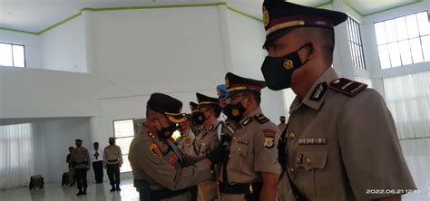 Kapolres Bursel Lantik 17 Pejabat Baru Kabaresi