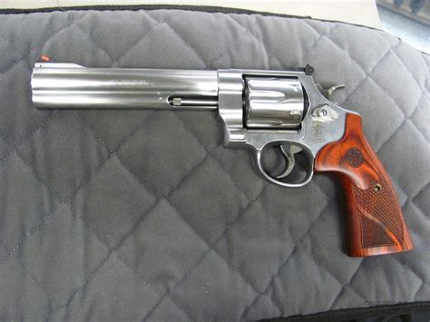 Smith And Wesson Model 629 Deluxe 44 Mag 65 Inch For Sale