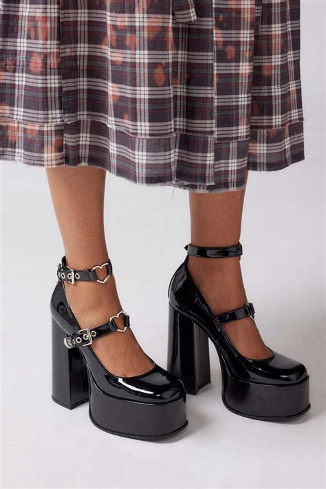 Steve Madden Kapua Mary Jane Platform Heel In Black At Urban Outfitters