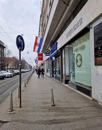 MLINAR., Zagreb - Trg Hrvatskih Velikana - Restaurant Reviews & Photos - Tripadvisor