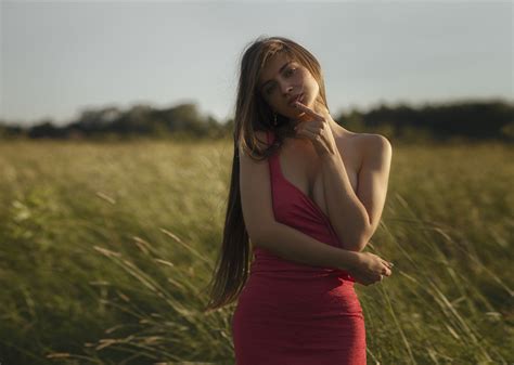 Fondos De Pantalla Vestido Rojo Campo Vestir Mujeres Al Aire Libre