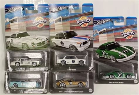 HOT WHEELS 2024 Vintage Racing Club Set Of 5 1955 Corvette BMW 2002