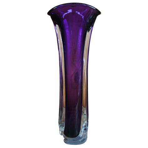 1998 Matthew Buechner Purple Thames Tulip Hand Blown Art Glass Fan Flower Vase At 1stdibs