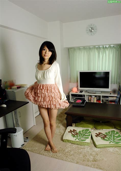 素人娘みさき の無修正エロ画像 AV女優ギャラリー 35 件 JapaneseBeauties jav model Amateur