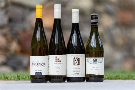 Il miglior Riesling 2021 dItalia è il vino della Cantina Lehengut in