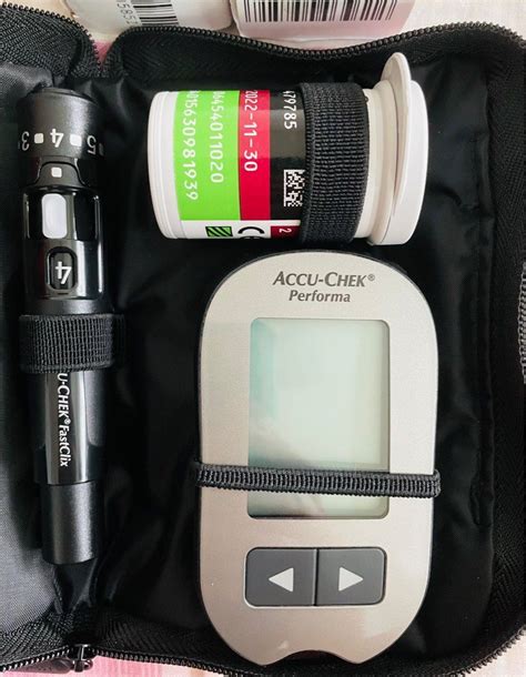 ACCU CHEK PERFORMA METER TEST STRIPS Health Nutrition Health