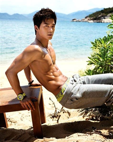 Pin Auf Kim Ji Hoon