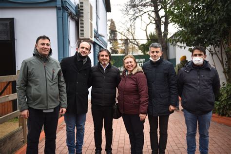 Mennan Pas Nl At Ilik Myo Renc Ler Yle Tjk Vel Efend H Podromu Na