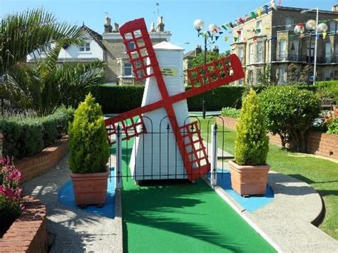 Mini golf windmill | Putt putt golf, Mini golf, Putt putt