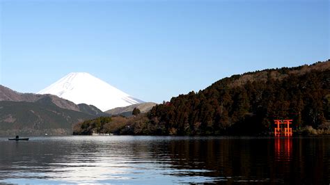 Hakone Shrine - TokyoStreetView