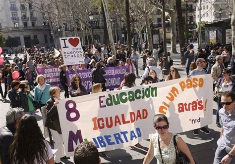 Manifestaciones Y Concentraciones En Toda Andaluc A Por El D A