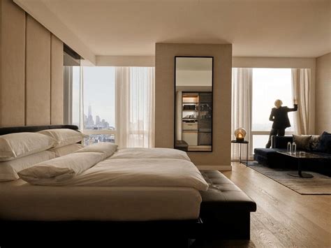 Equinox Hotels | Luxury 5 Star Hotel in NYC