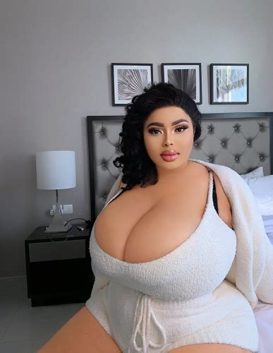 Quincy Bassey Busty Bbw Coeds Busty Bbw Porn