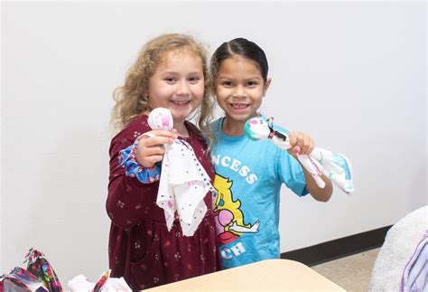 Goodwill Hosts Good Turn Day For Girl Scouts Of Texas Oklahoma Plains