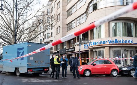 Saarlouis Berfall Auf Geldtransporter Gro Einsatz Der Polizei