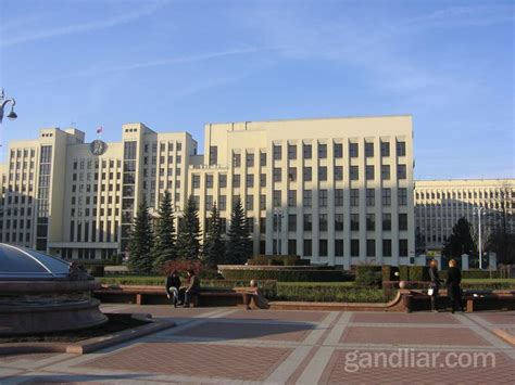 Площадь Независимости в Минске. Фото