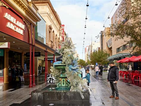 Experience Adelaide | The Rundle Mall Fountain