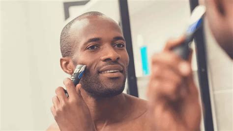 Top 9 Best Electric Shaver For Black Men 2024 RazorHere