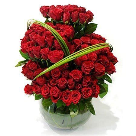 100 Red Roses Chennai | Vase Arrangement Chennai | Chennai Flower ...